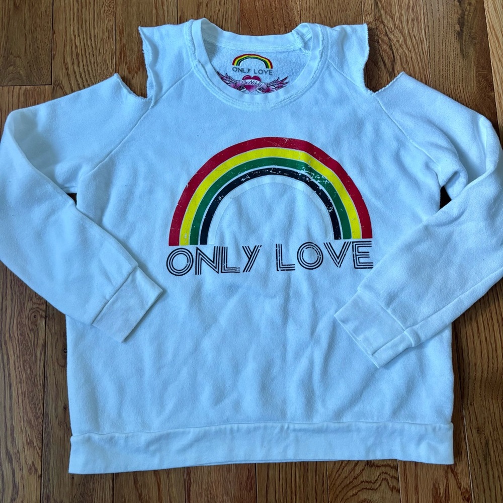 So Nikki 'Only Love' Cold Shoulder Top
